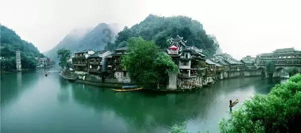 苏菲亚的休闲装